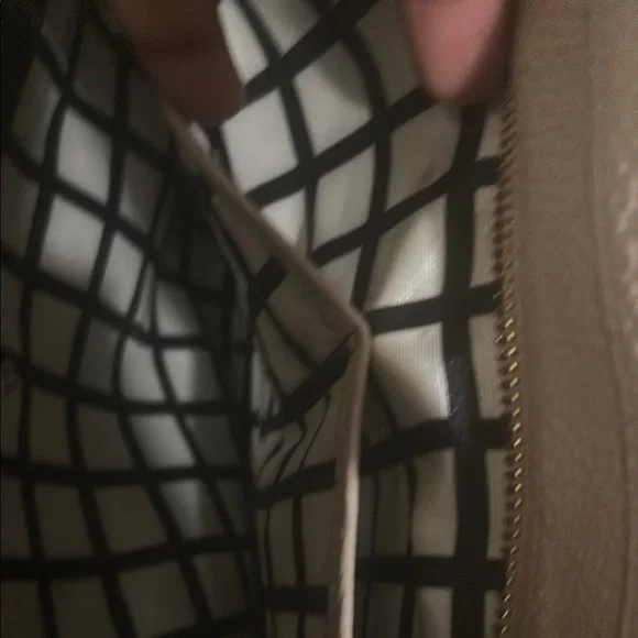 Kate Spade Yellow and tan Crossbody Bag with Structured Design - Picture 9 of 16